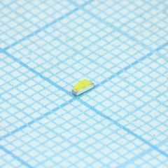 Светодиод smd 2,1х0,6мм/белый/120-180мкд/желтый флуоресцентный/120°/угловой