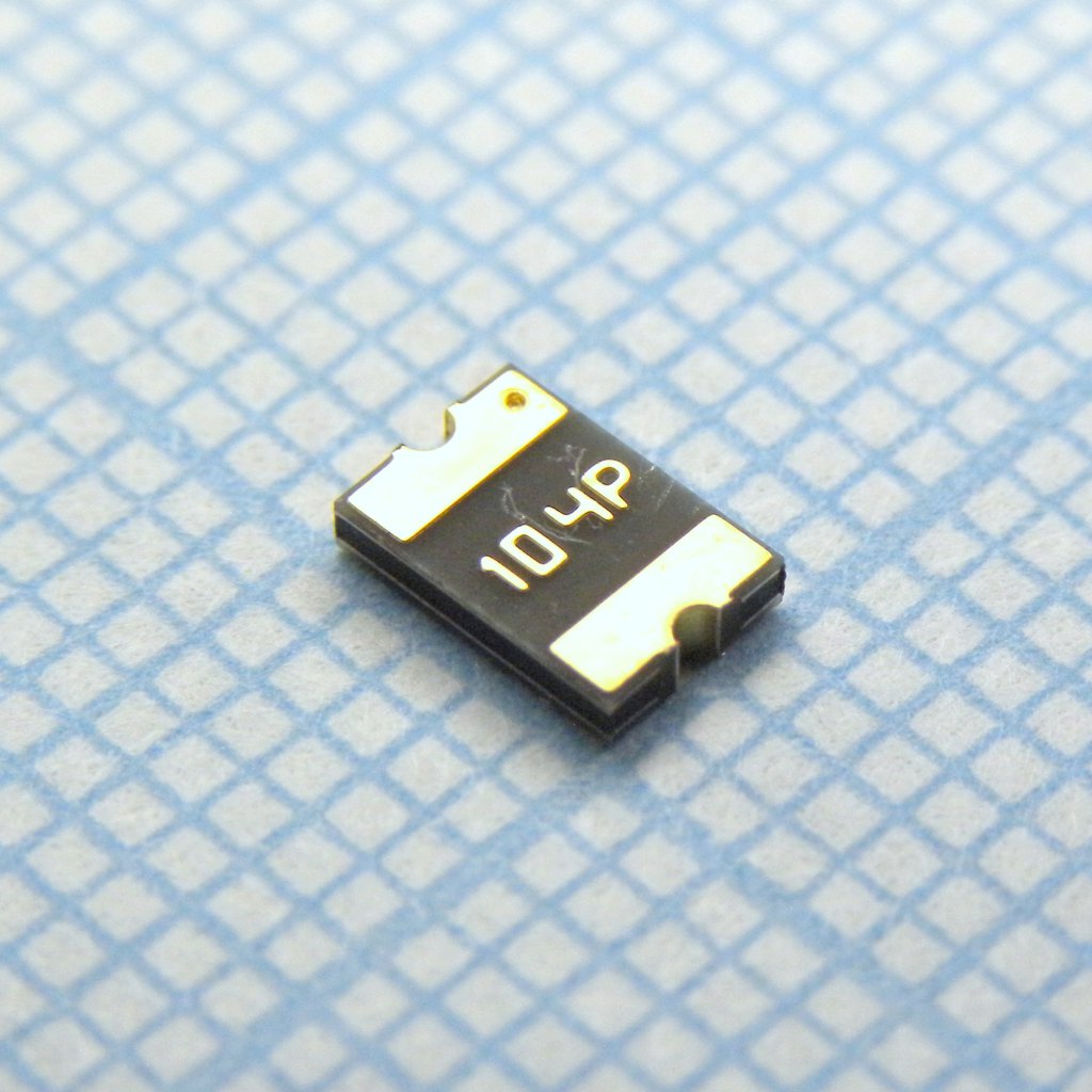Самовосстанавливающийся предохранитель PTC 0.1A(hold) 0.3A(trip) 60V 40A 0.8W 1.5s 0.7Ohm SMD Solder Pad 1812 T/R