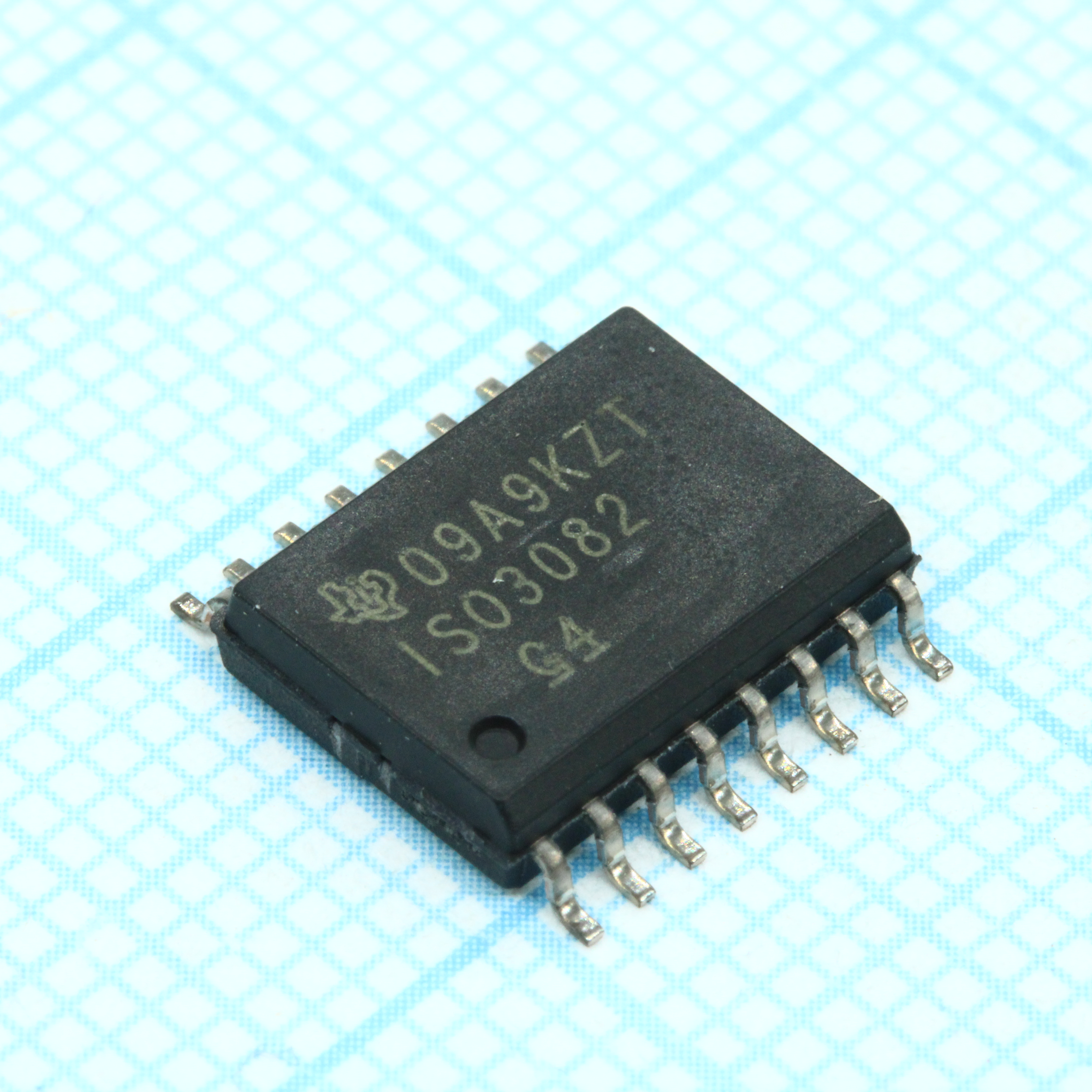 Интерфейс RS-485, изолированный, 200 кБит/с, полудуплекс, -40...+85°С