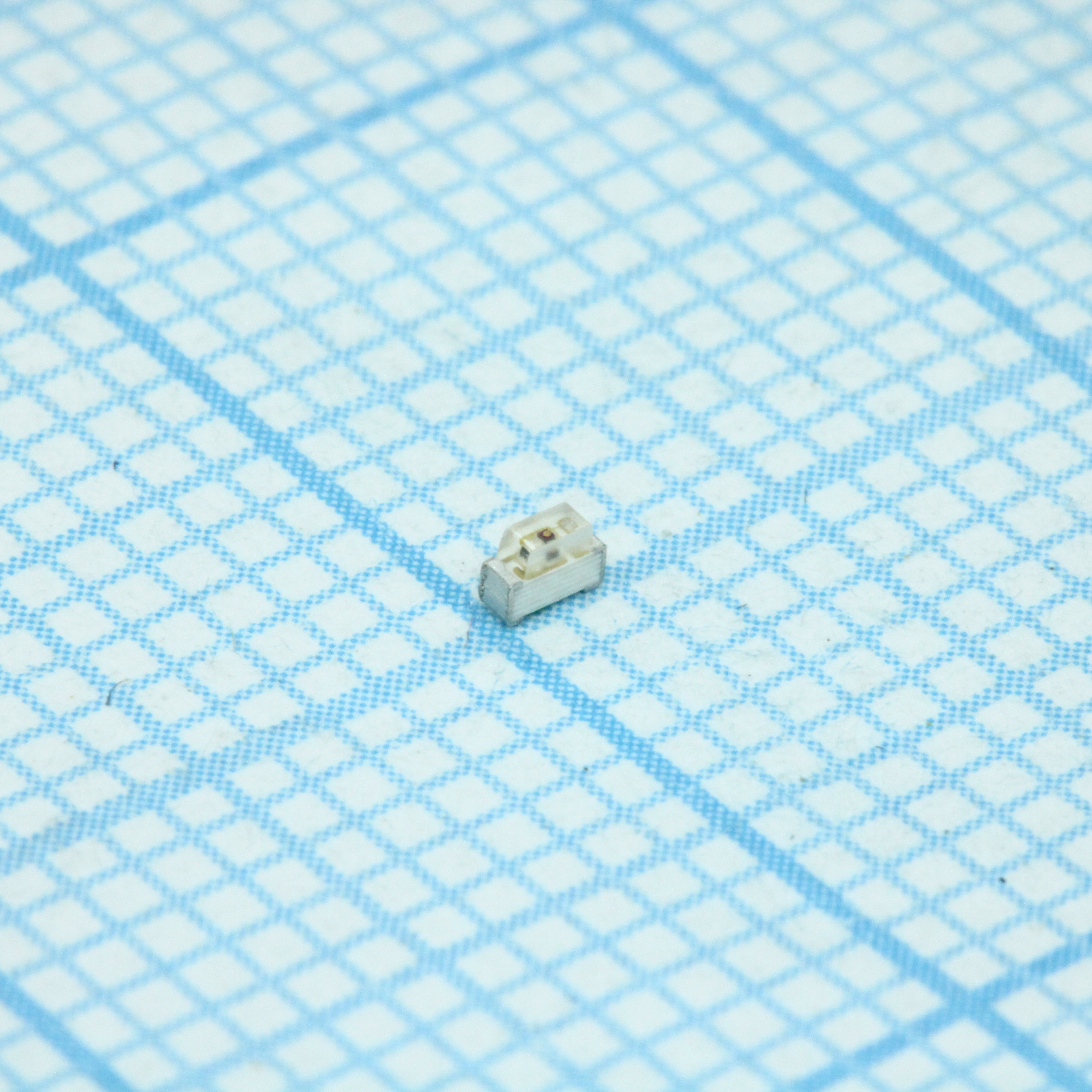 Светодиод smd 1,6х0,6мм/зеленый/525нм/200-400мкд/прозрачный/110°/угловой