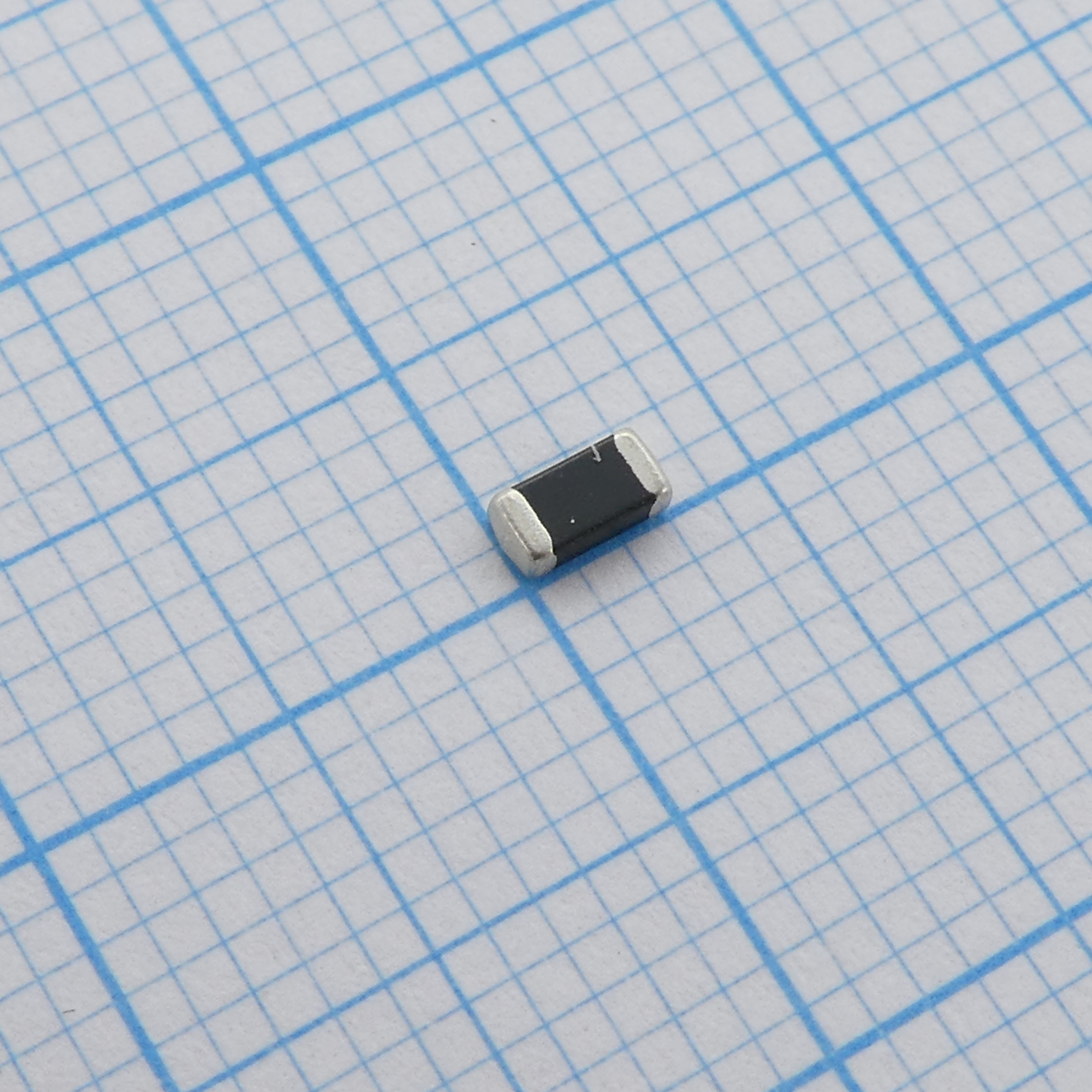 SMD варистор 1206 18Vdc 100A  23.8V(1mA), стандарт. серия, лента в катушке