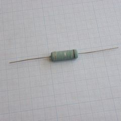 Резистор проволочный постоянный 5Вт 0.56Ом ±1% ±300ppm/°C