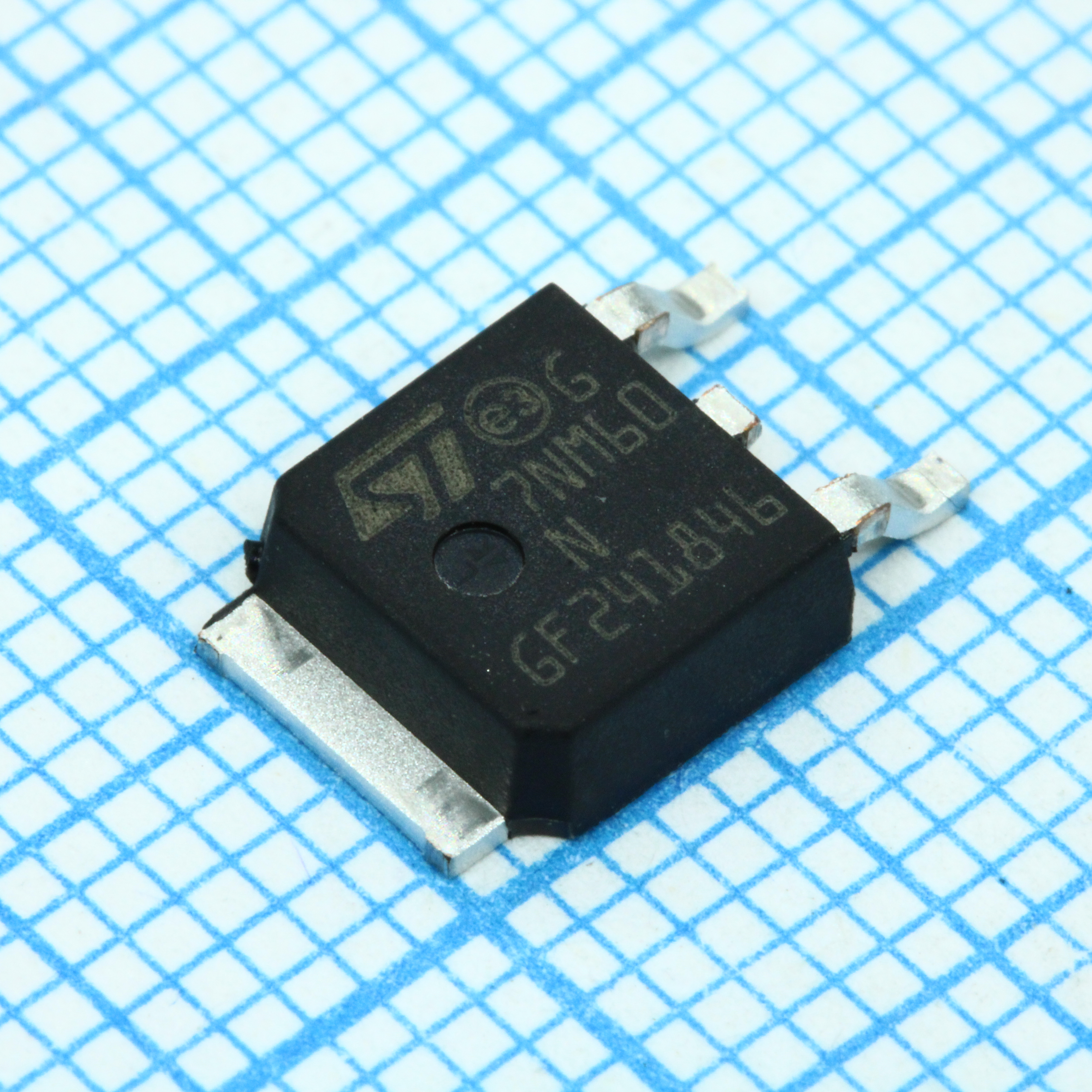 Транзистор полевой MOSFET N-канальный 600В 5А 45Вт