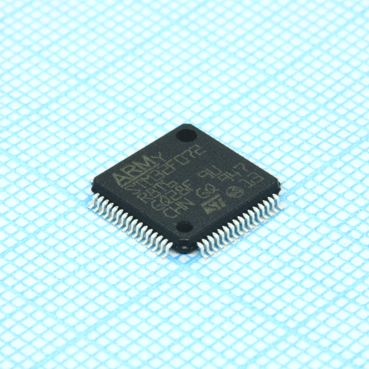Микроконтроллер STM 32-бит 64кБ Флэш-память 64LQFP
