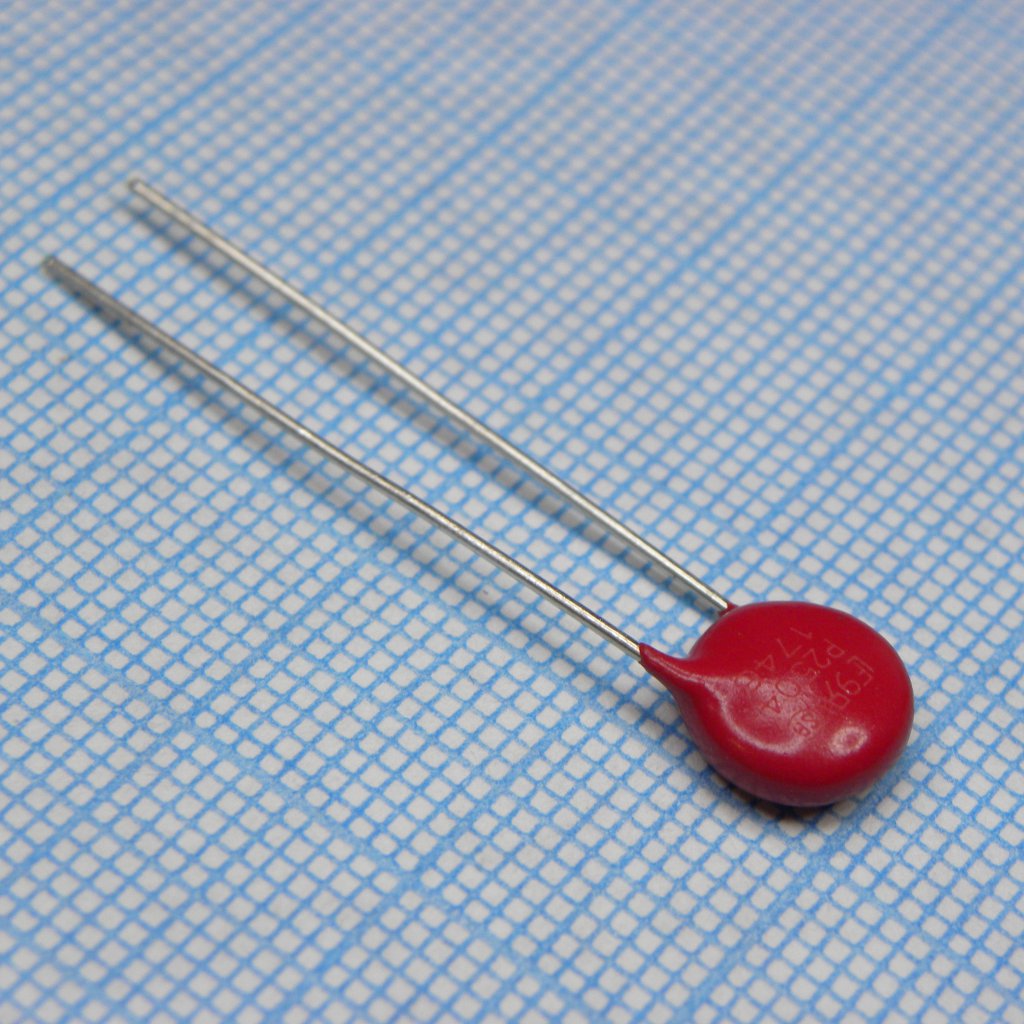 Варистор 250Vac/320Vdc, 1200А, 390В(1мА), 0.25Вт, радиальные выводы