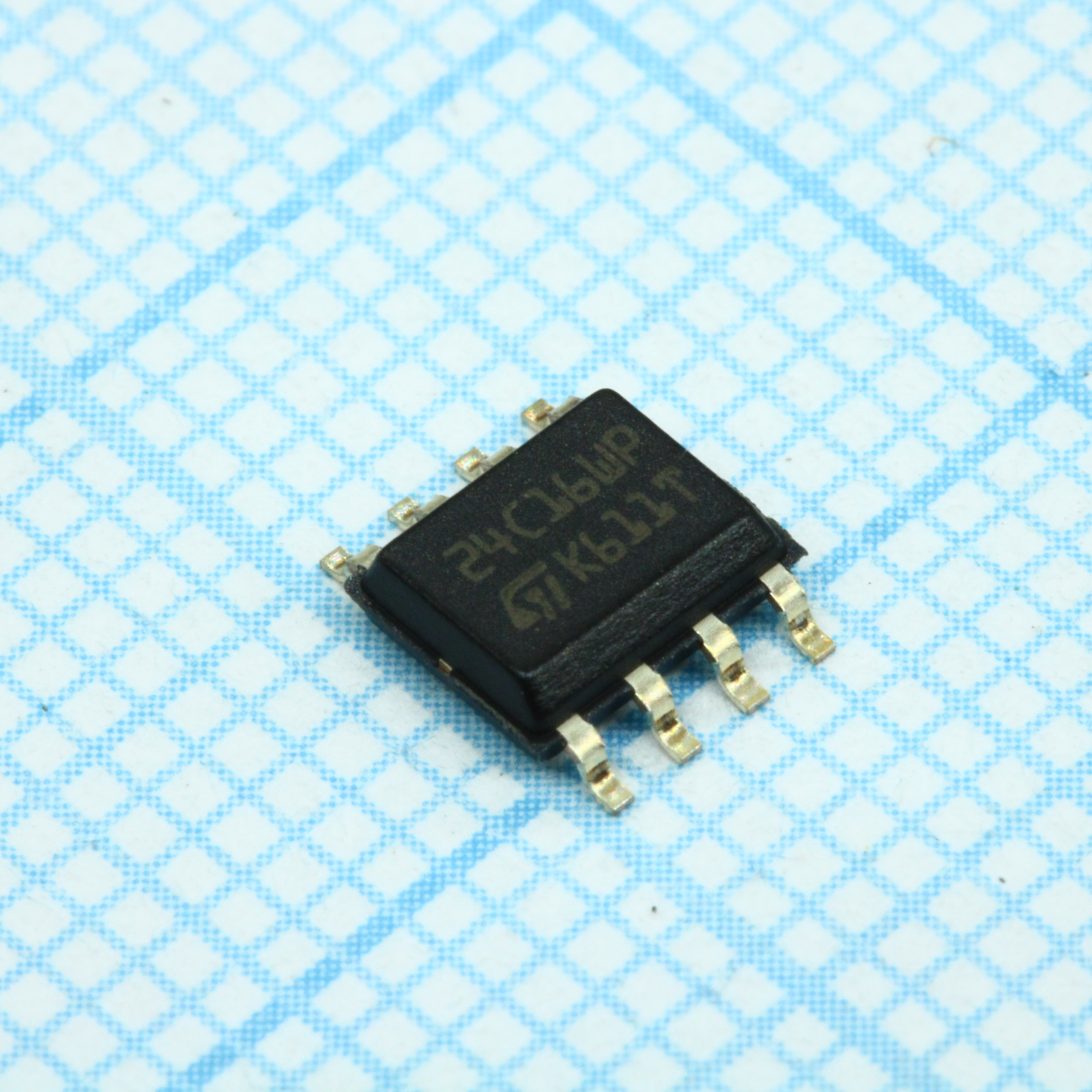 Энергонезависимое ППЗУ шина I2C 16K-бит 2K x 8 3.3В/5В