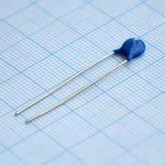 Варистор 60Vac/85Vdc, 400A, 100V(1mA), 0,1Вт, радиальные выводы, россыпь
