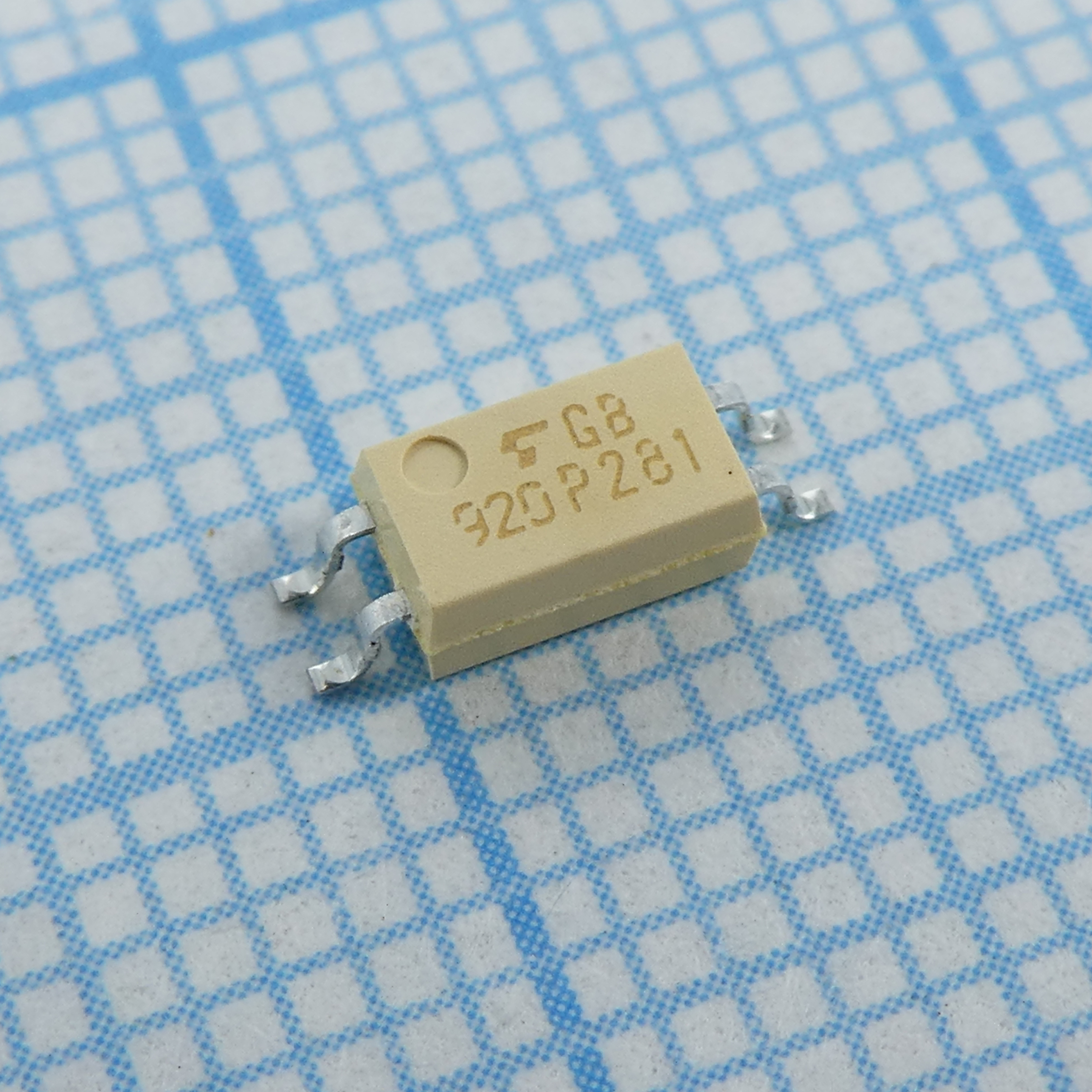Оптопара с транзисторным выходом x1 2.5kV 80V 0.05A 0.15W CTR=100-600%