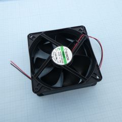 Вентилятор 12В 120x38 V 3100об/мин 234,4м3/час, 48дБ