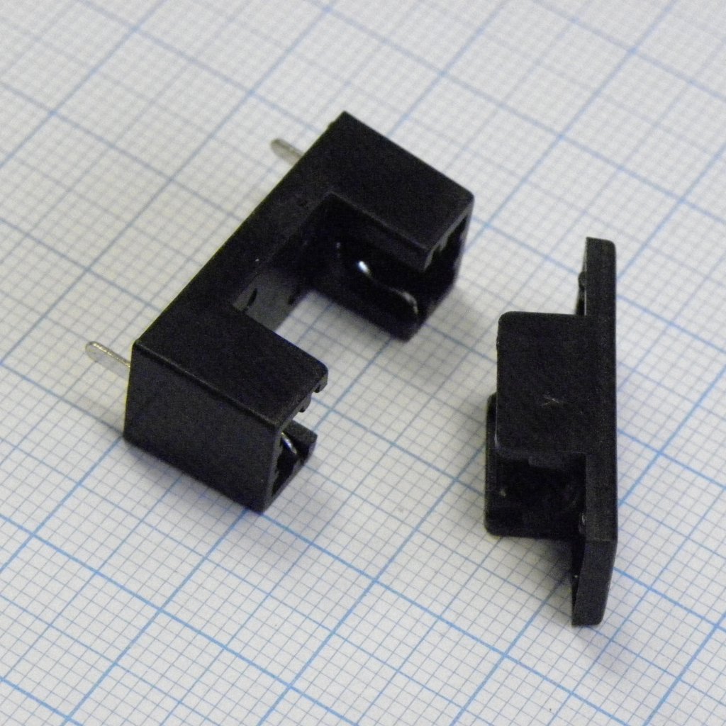 Держатель предохранителя 5*20mm (с крышкой), на плату