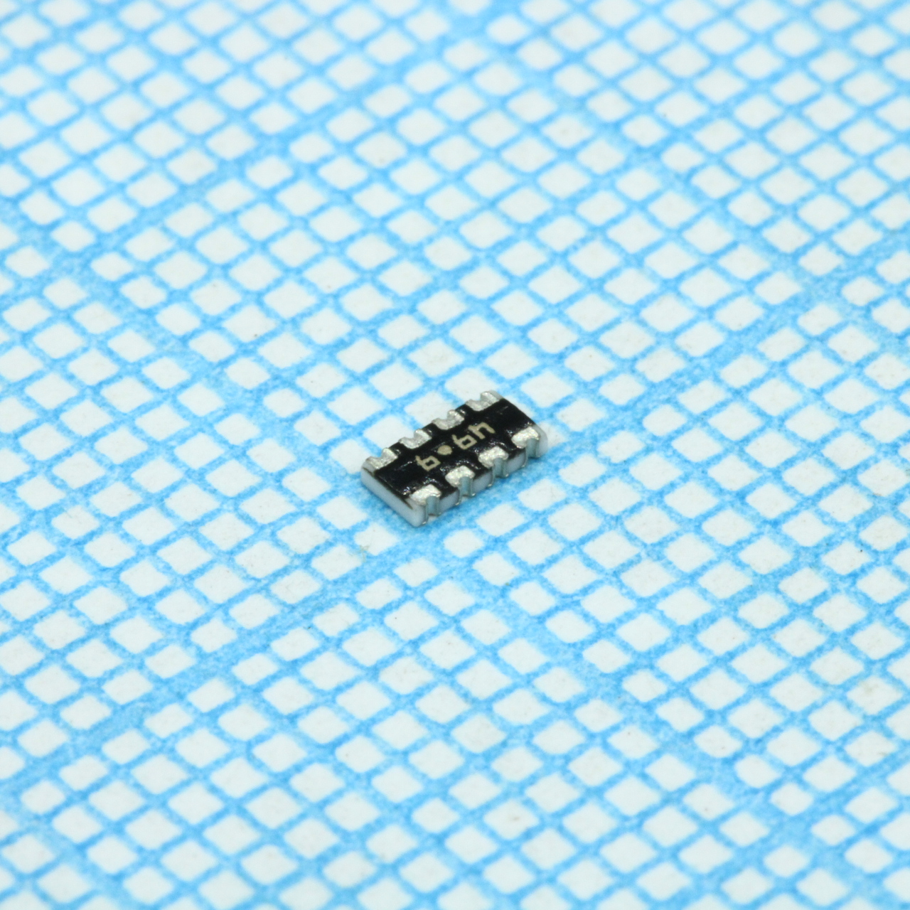 Резисторная сборка SMD 1206 4 резисторов по 49.9Ом