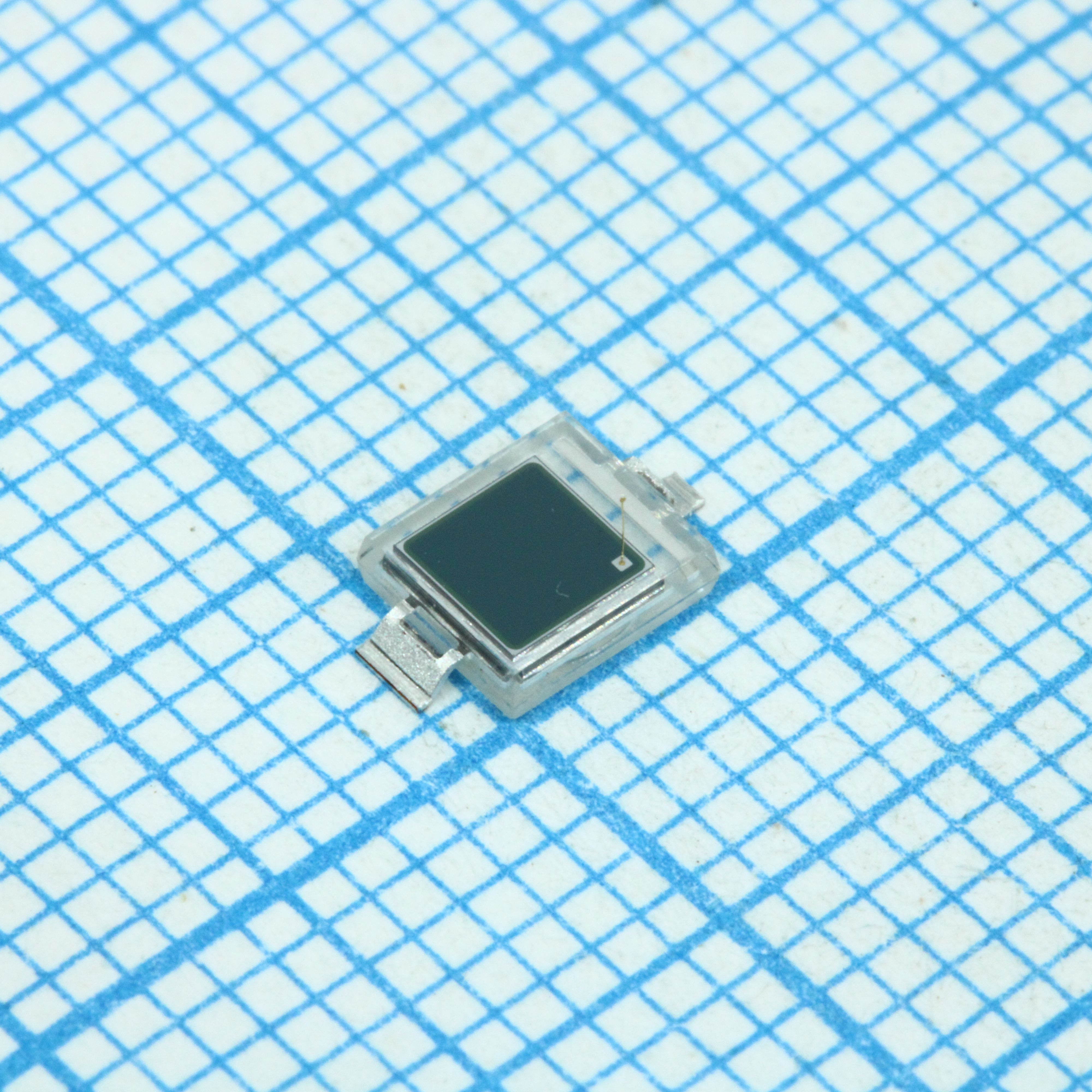 Фотодиод smd 4,5х4мм/400-1100нм/60°