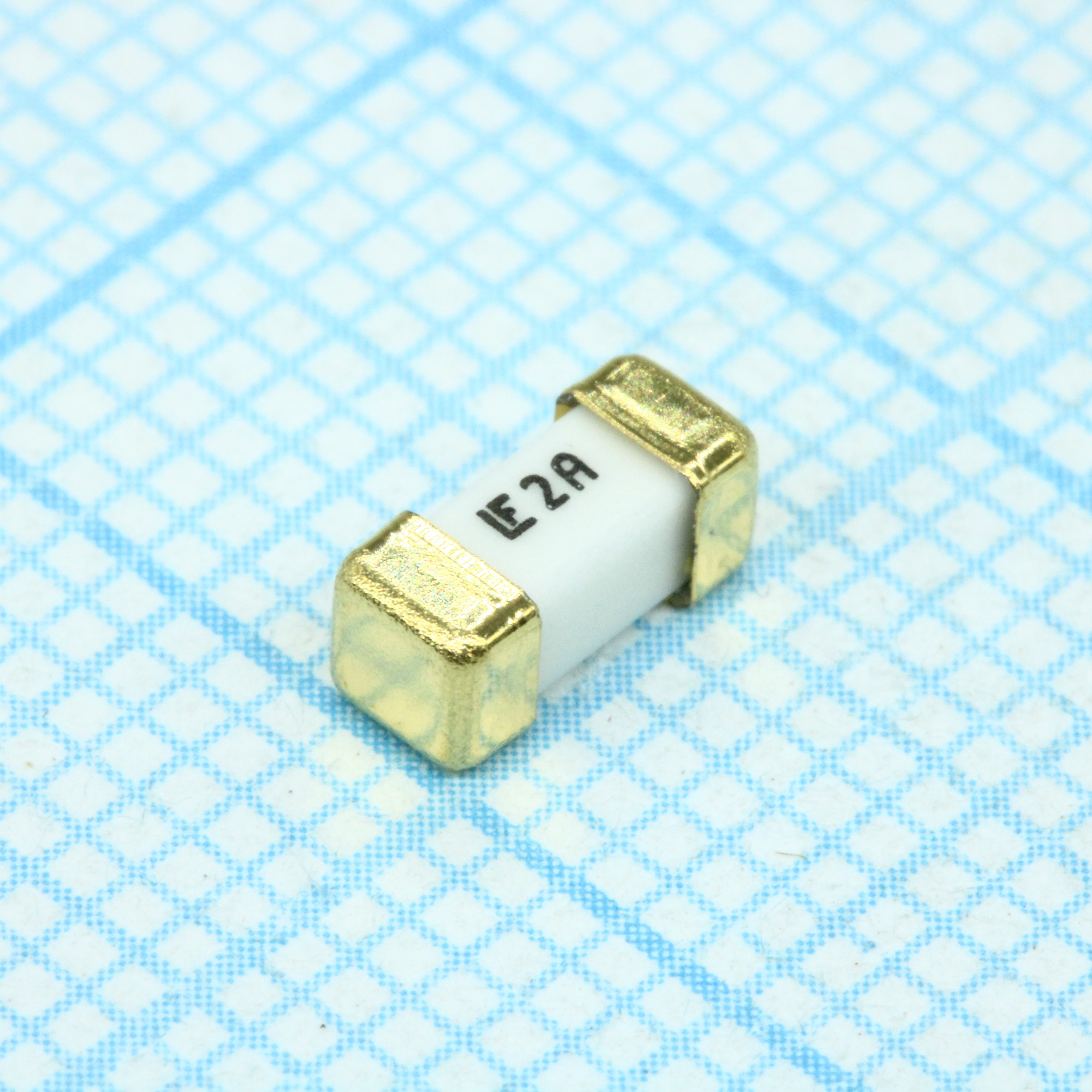 Предохранитель SMD 2.69*6.1мм 2.000A 125V керамический сверхбыстродействующий