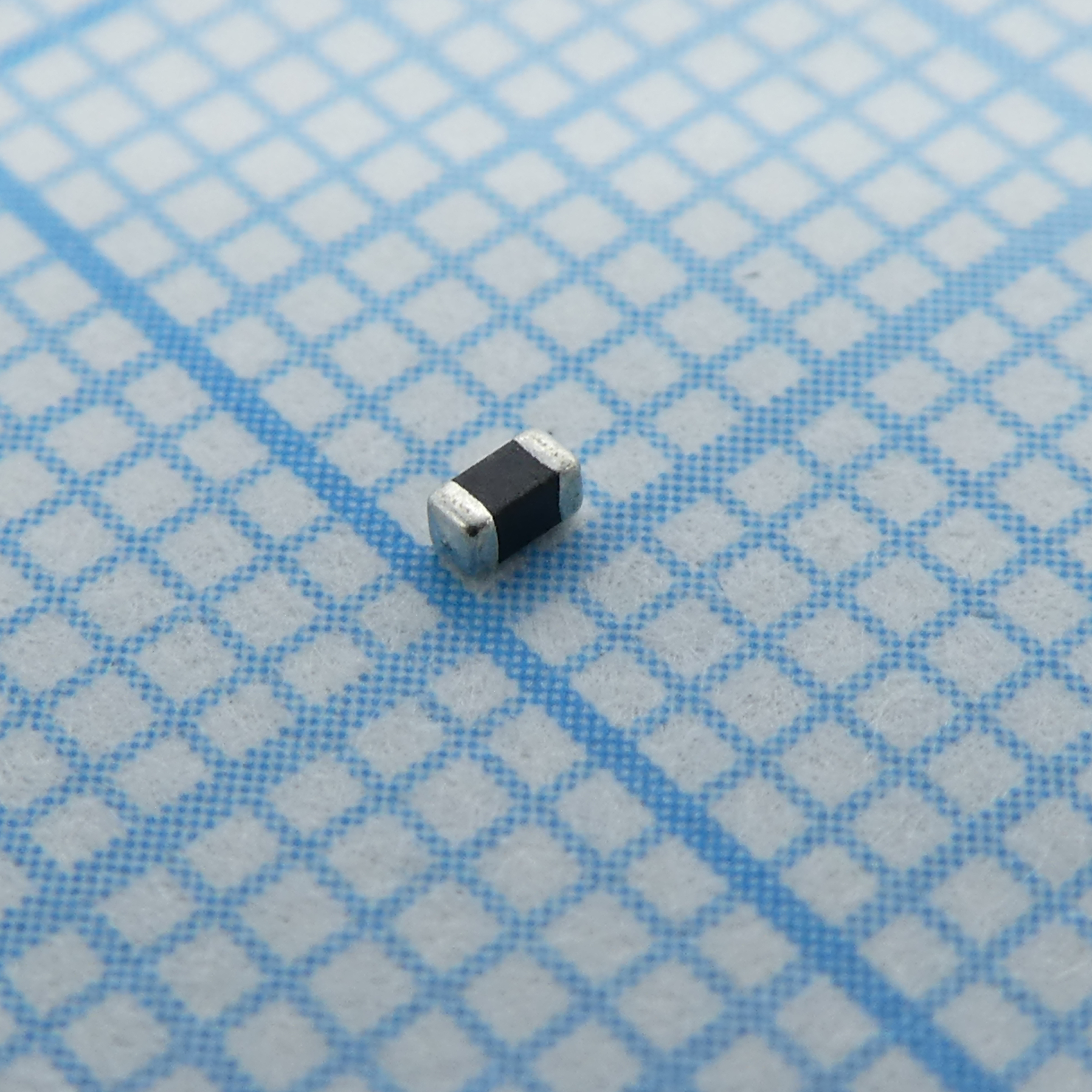 Var MOV 14VAC/18VDC 30A 33V 0603 SMD T/R