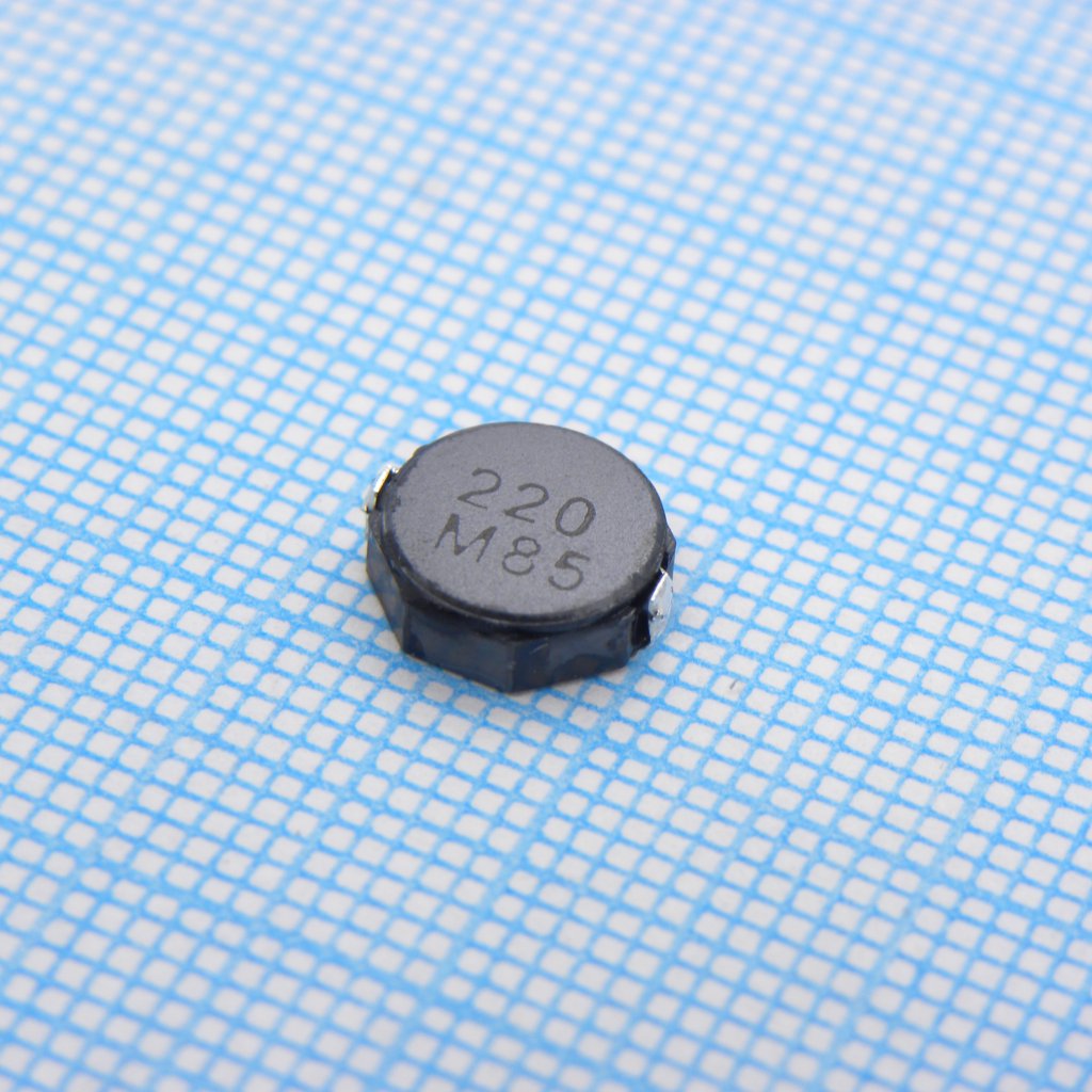 SMD индуктивность проволочная, на ферритовом сердечнике, полуэкранированная 2.2uH 30% 100KHz 13Q-Factor Ferrite 6.3A 13mOhm