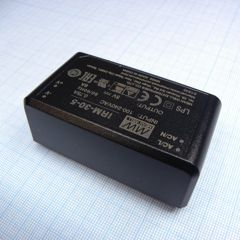 AC-DC, 30Вт, вход 85...264В AC 47...440 Гц, 120...370B DC, выход 5В/6А, изоляция 3000В AC, в корпусе на плату 69.5x39x24мм, -30...+70°C