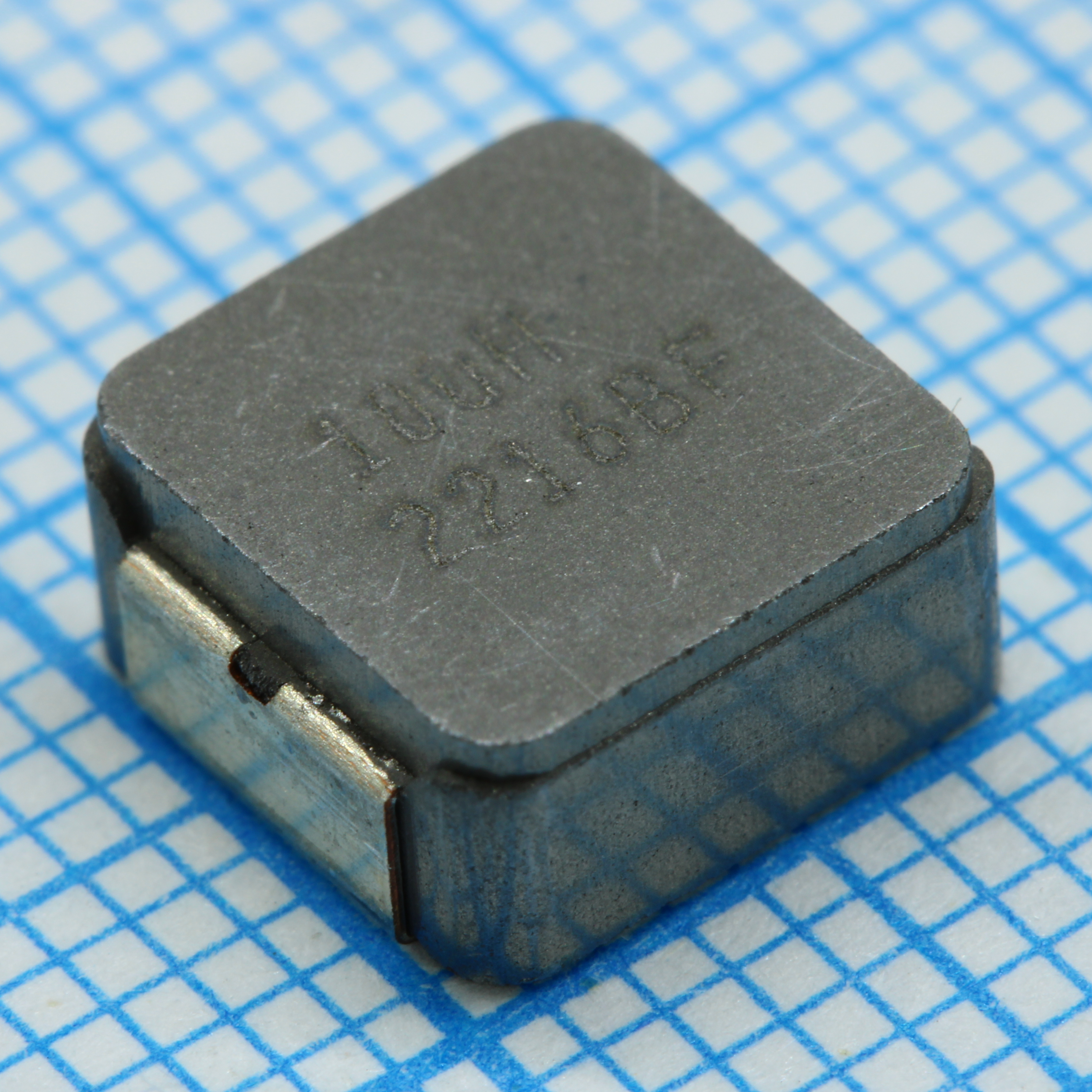 Индуктивность SMD силовая экранированная проволочная 10мкГн ±20% 100кГц порошковое железо 5.4A 51.8мОм по постоянному току 3232 лента на катушке