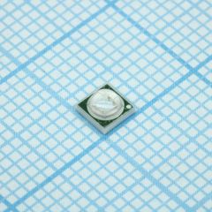 Светодиод smd 3,45х3,45x2,15мм/синий/435нм/15Лм   920мВт (3,6umol/s) при 700мА/ 3.3В/ Ifmax=800mA/ 130°