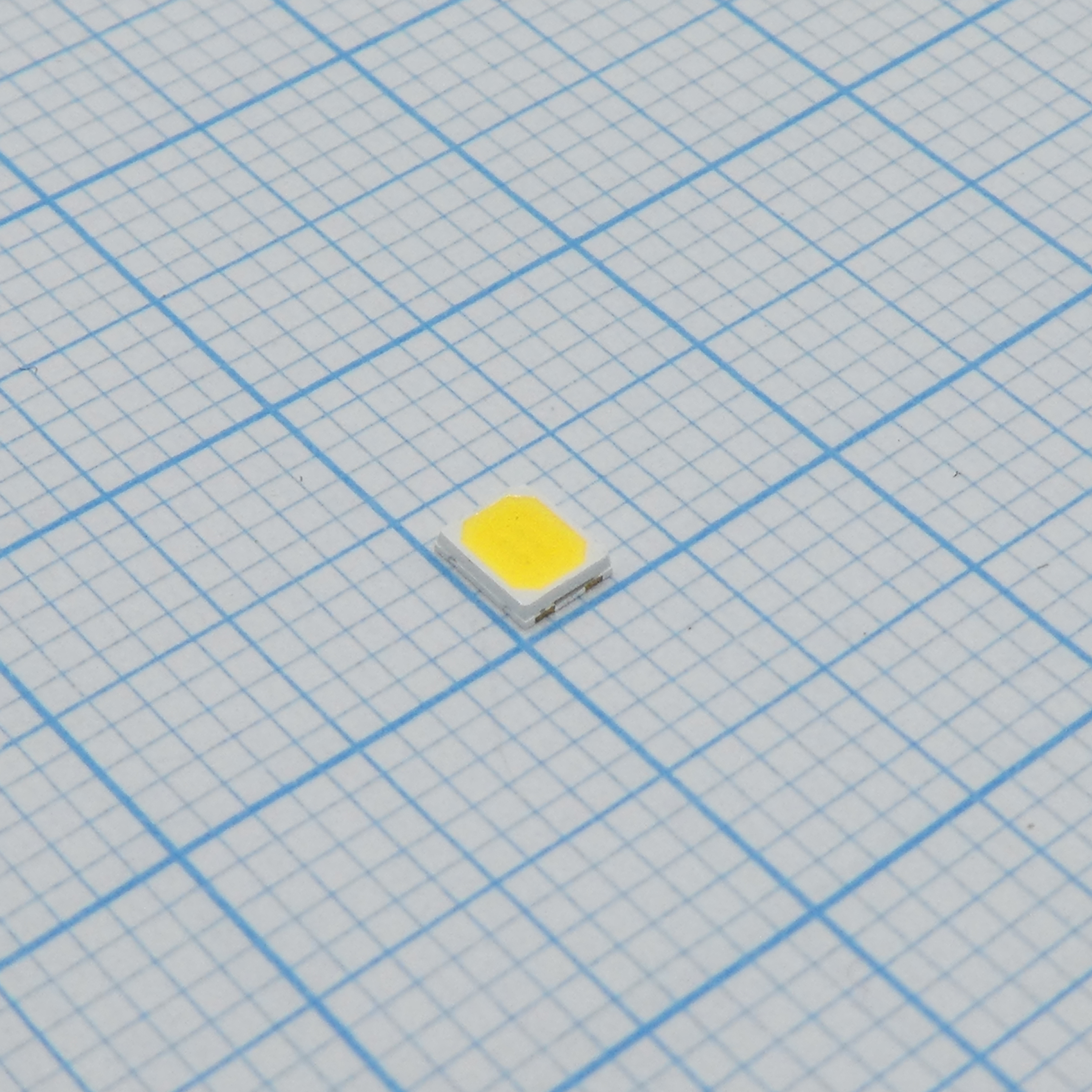 Светодиод smd 2.8x3.5x0.7мм/ белый/ 4000K/ 3,1В/ 31Лм @ 60мА или 73Лм @ 150мА/ Ifmax=150мА/0.2-0.5Вт/ CRI=80/ Rthj-s=26°C/W/ 120°