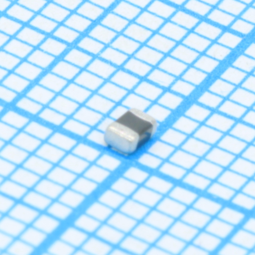 Катушка индуктивности SMD высокочастотная многослойная экранированная 0.082мкГн ±20% 50МГц 15Q-добротность феррит 0.3A 0.15Ом 0805 лента на катушке