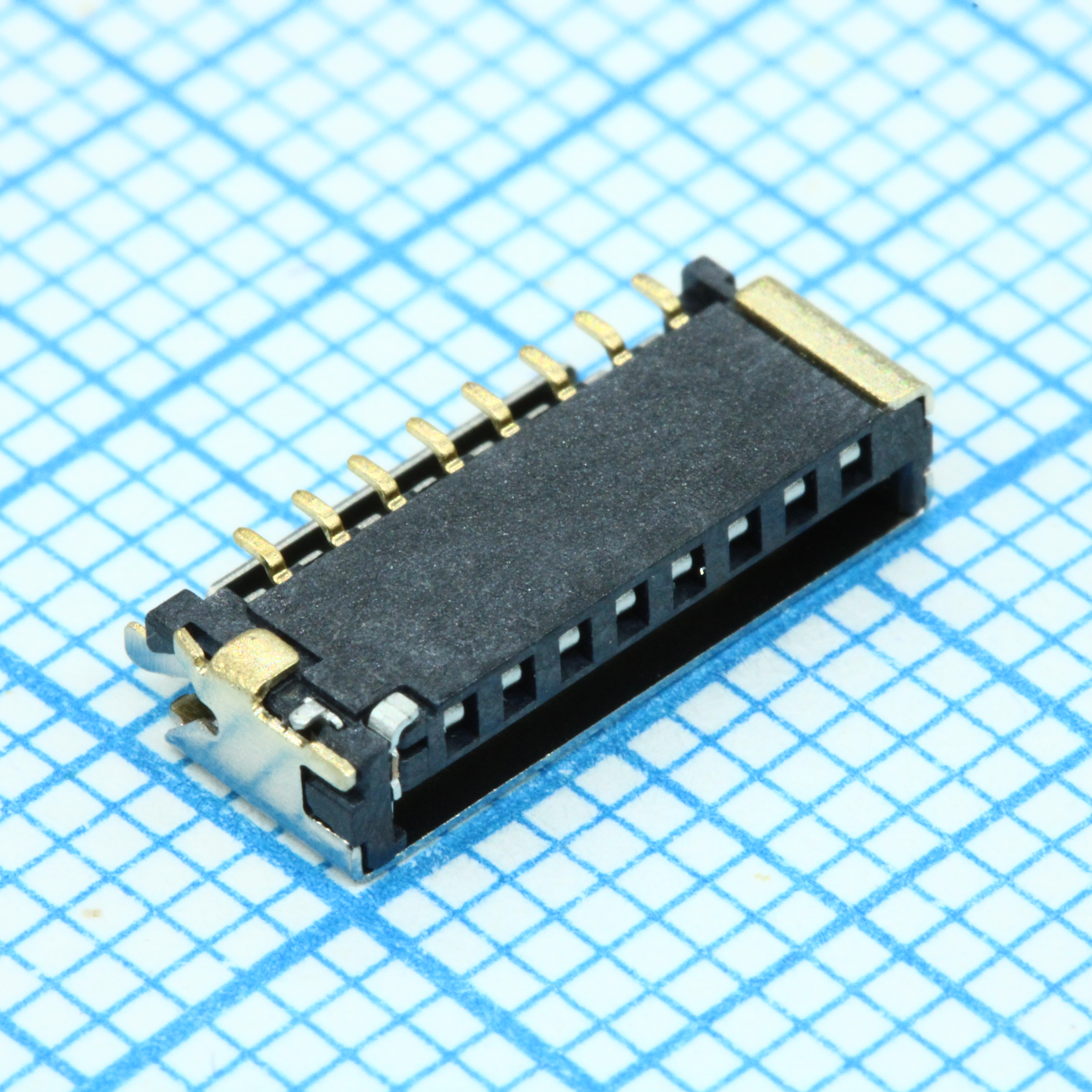 Держатель карты Micro SD 8 контактов шаг 1.1мм угловой для поверхностного монтажа 0.5A/контакт лента на катушке