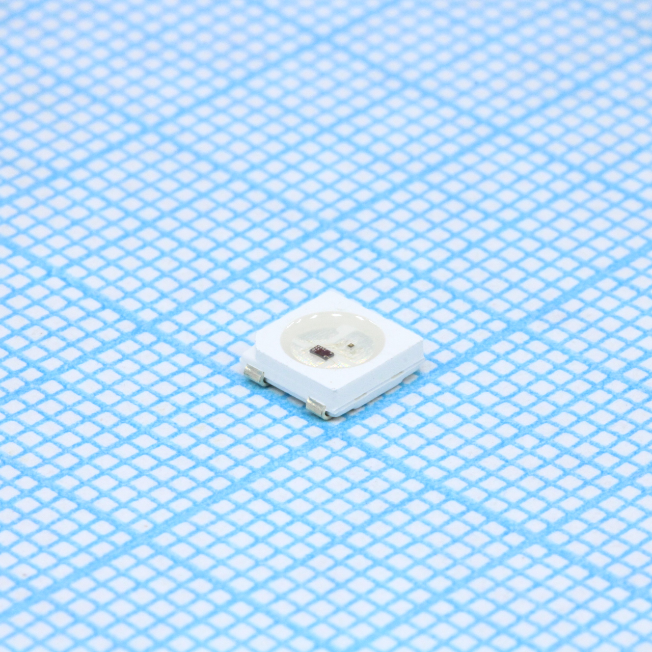 Светодиод SMD RGB-LED со встроенной схемой управления