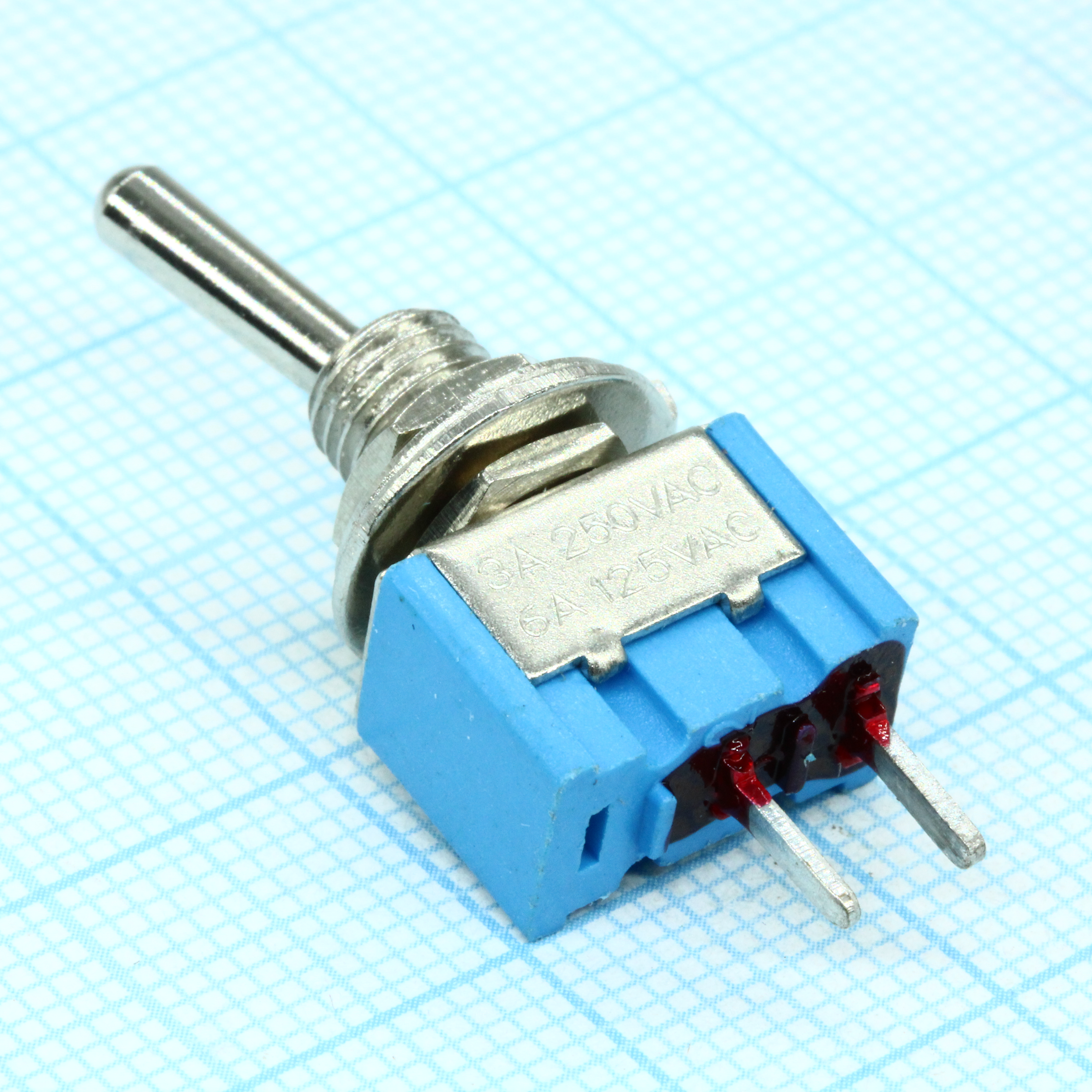 Тумблер ON-OFF 1 группа контактов 3А, 250В на плату