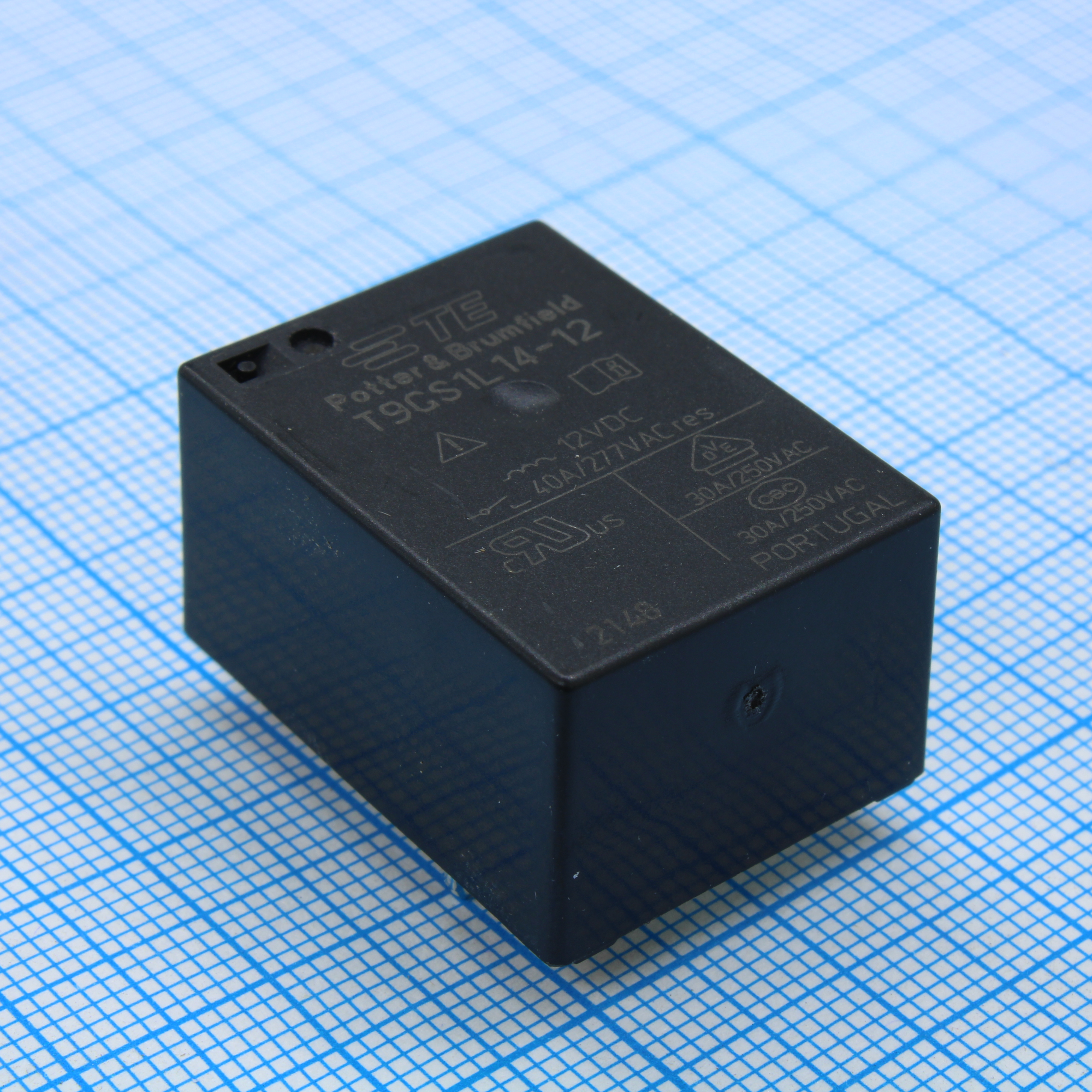 Реле 12VDC 30A 1 группа на замыкание SPST /250VAC