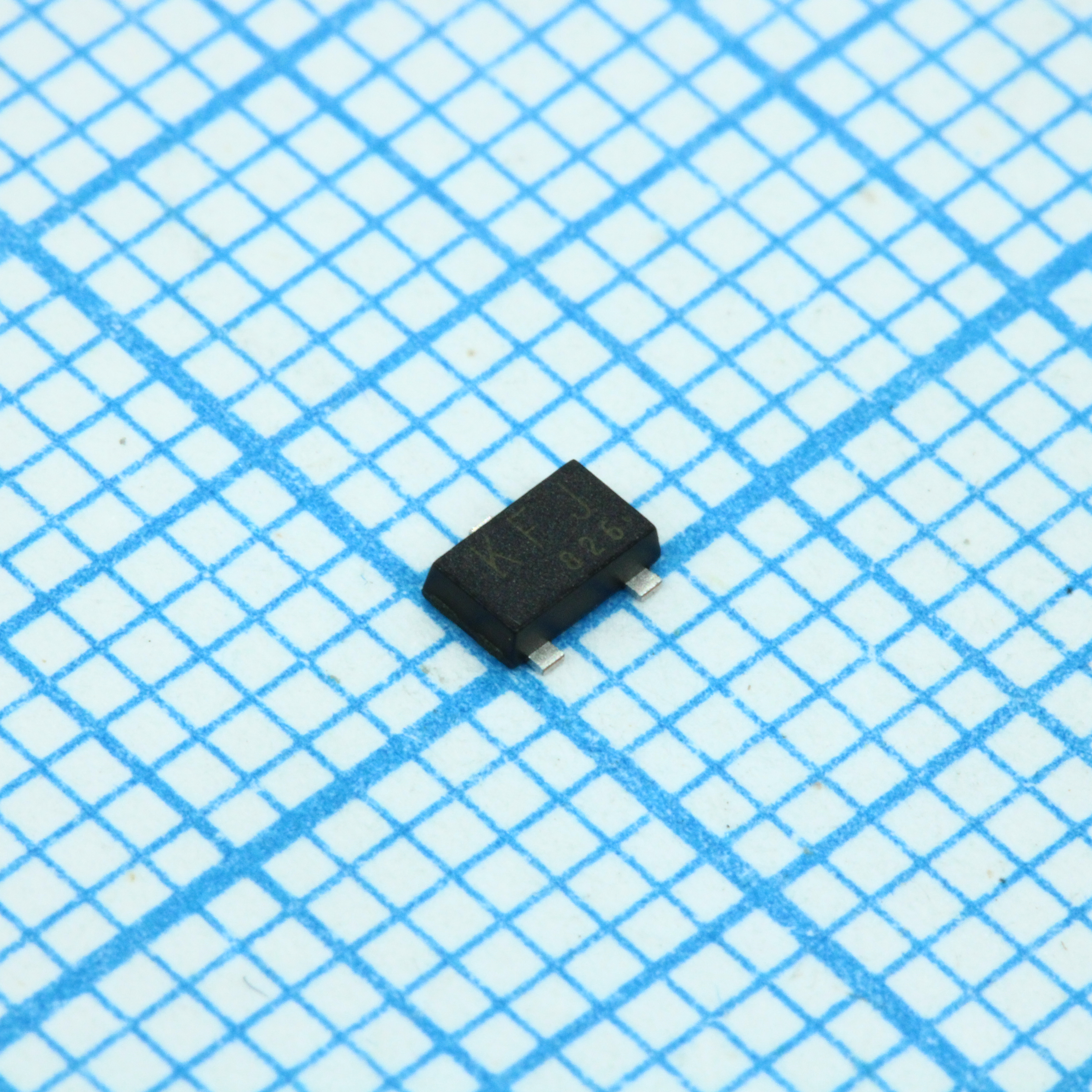 Транзистор полевой MOSFET P-канальный 30В 6A