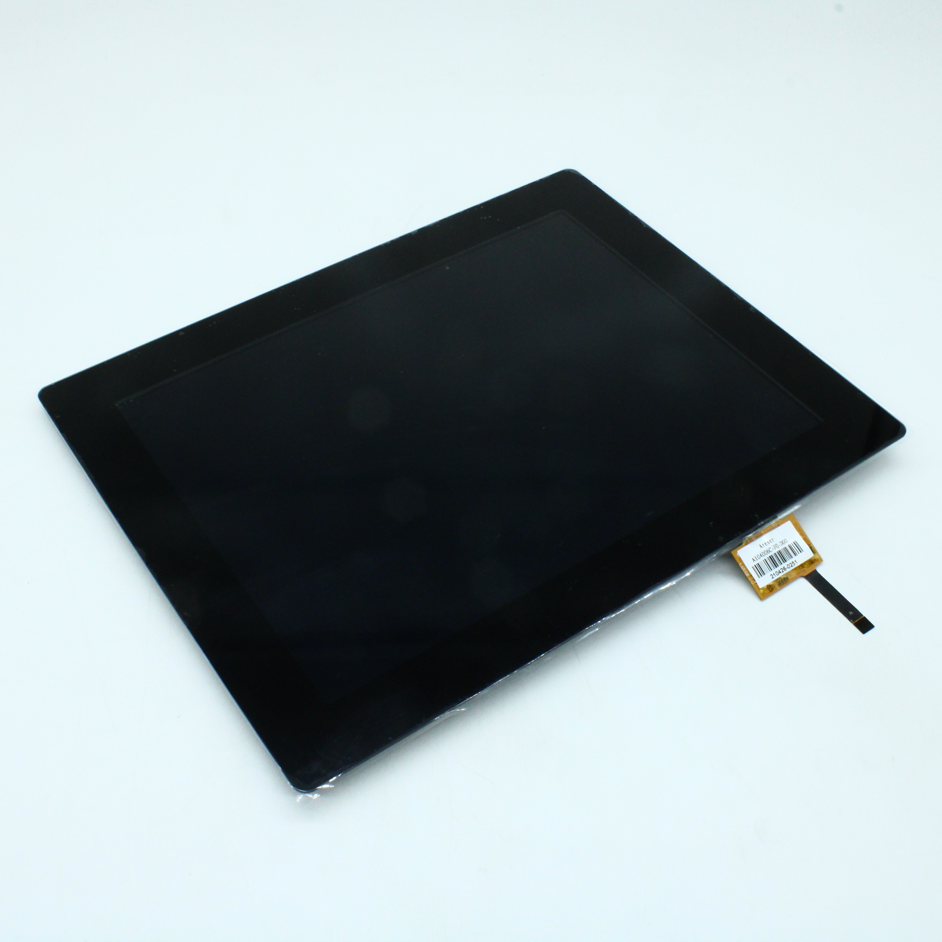 Матрица TFT 10.4" IPS + PCAP шина I2C, 1024x768, LVDS, 900 Кд/м2, 85/85/85/85, емкостной тачскрин, -20°С...+70°С