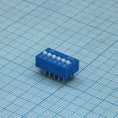 DIP-переключатель 6 групп синий монтаж в отверстие шаг 2.54мм 0.025A 24В с выступающим движком