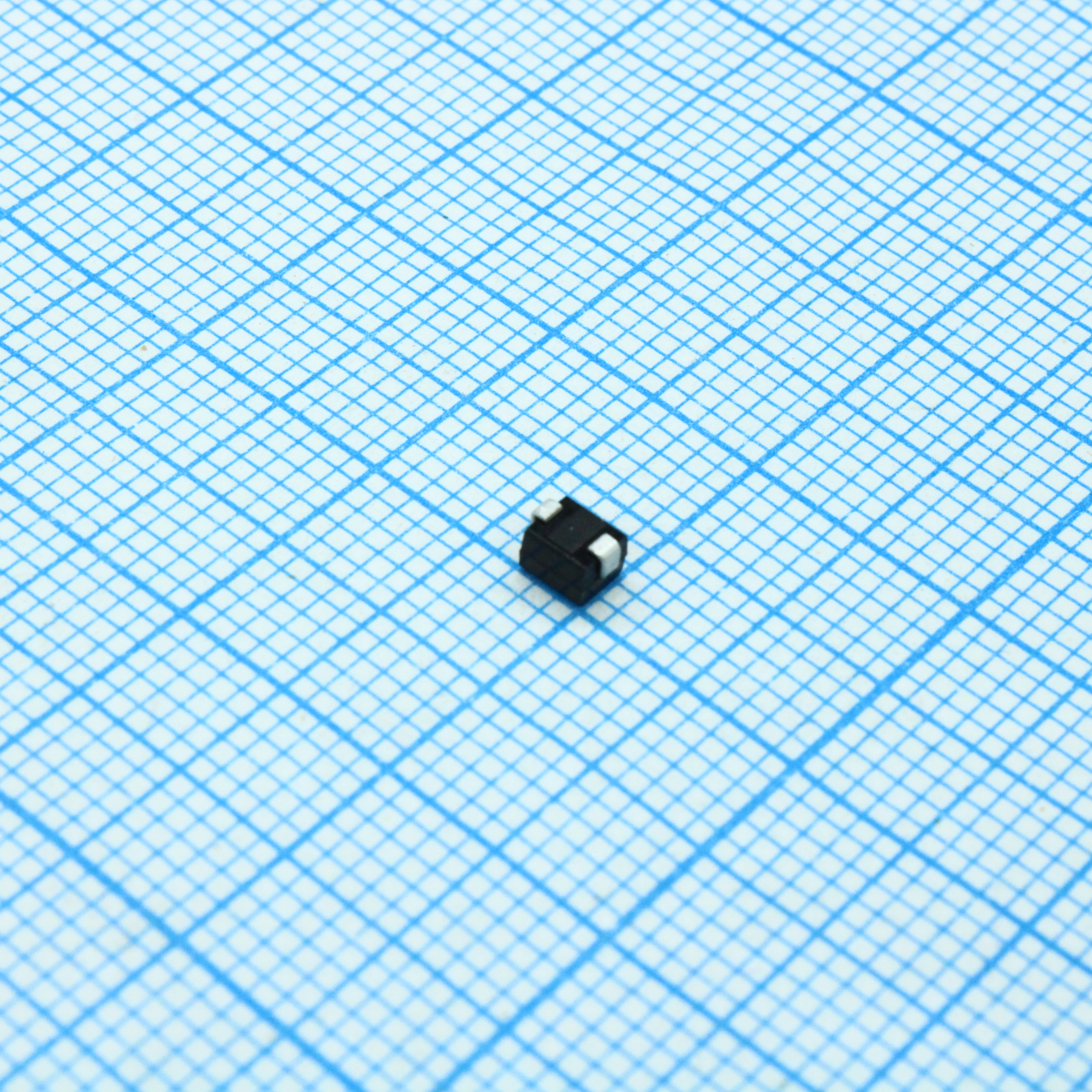 Катушка индуктивности SMD проволочная 1мкГн ±10% SRF 120МГц 30Q-добротность, феррит, 400мА, 0.7Ом DCR