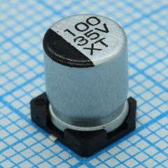 Конденсатор алюминиевый электролитический 100мкФ 35В ±20% (6.3х7.7мм) SMD 84мА 2000часов 105°С автомобильного применения лента на катушке