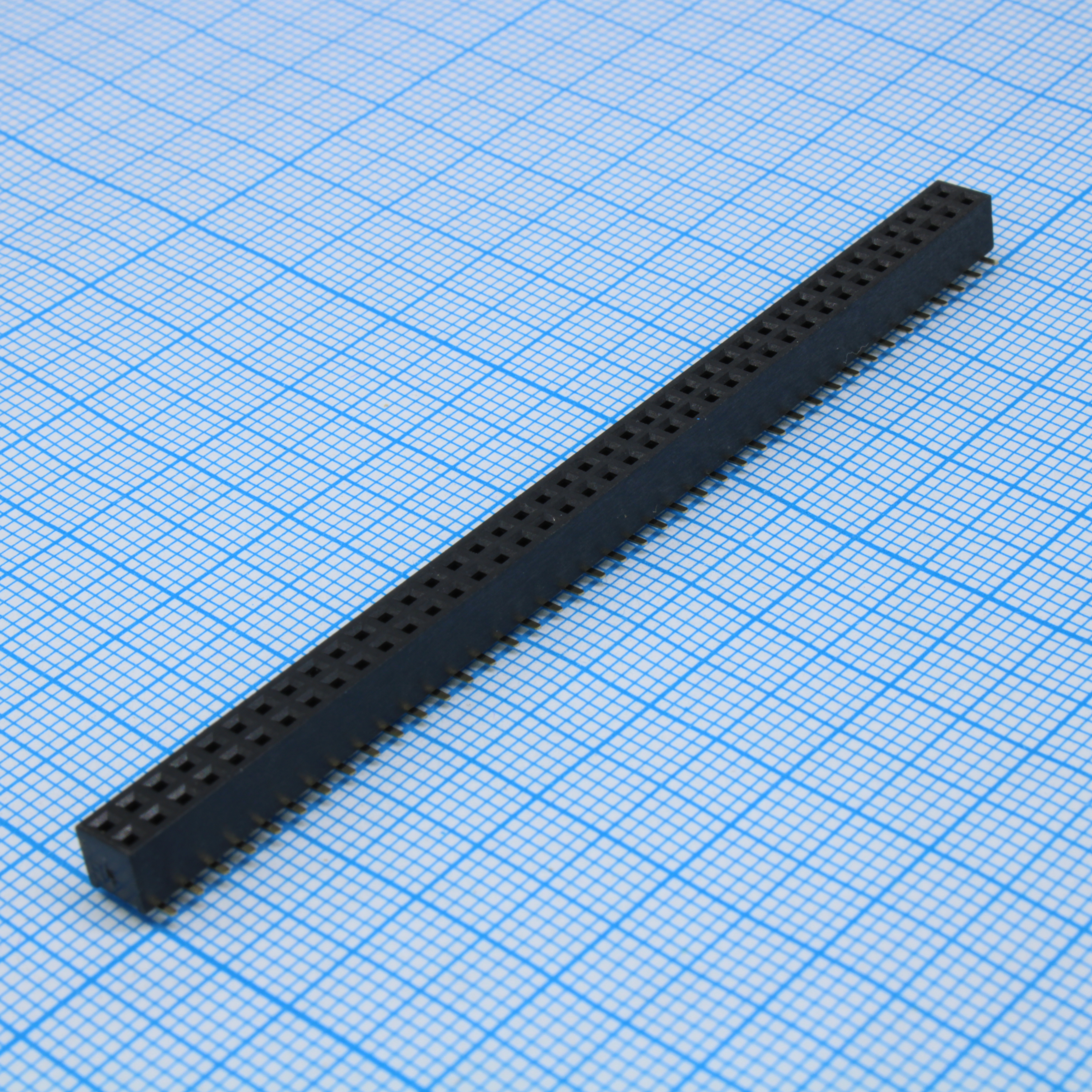 Гнездо на плату SMD 2x40 конт., шаг 2.00мм, высота 4.3мм, позолоч.