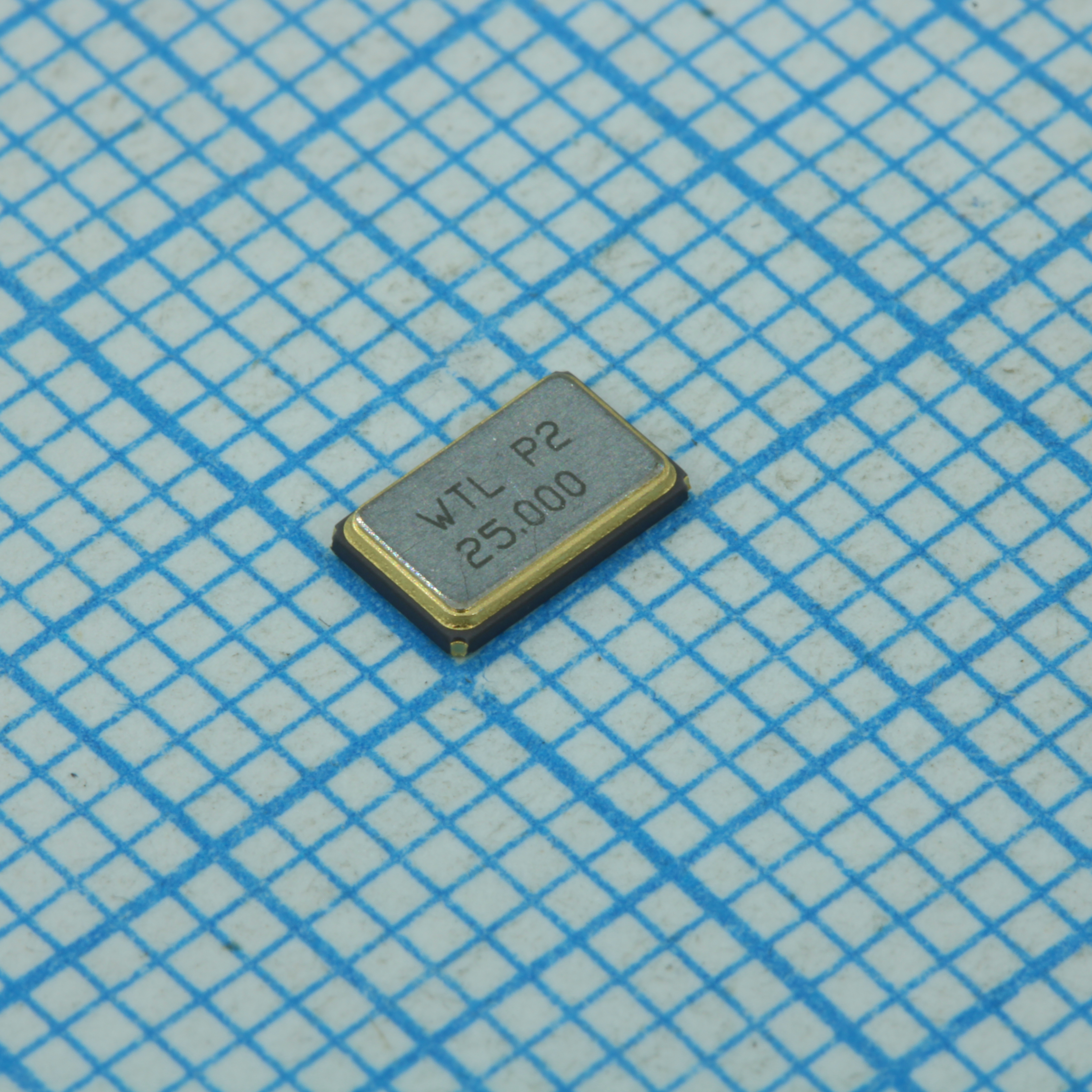 Резонатор кварцевый, 25000kHz 20ppm 18 pF