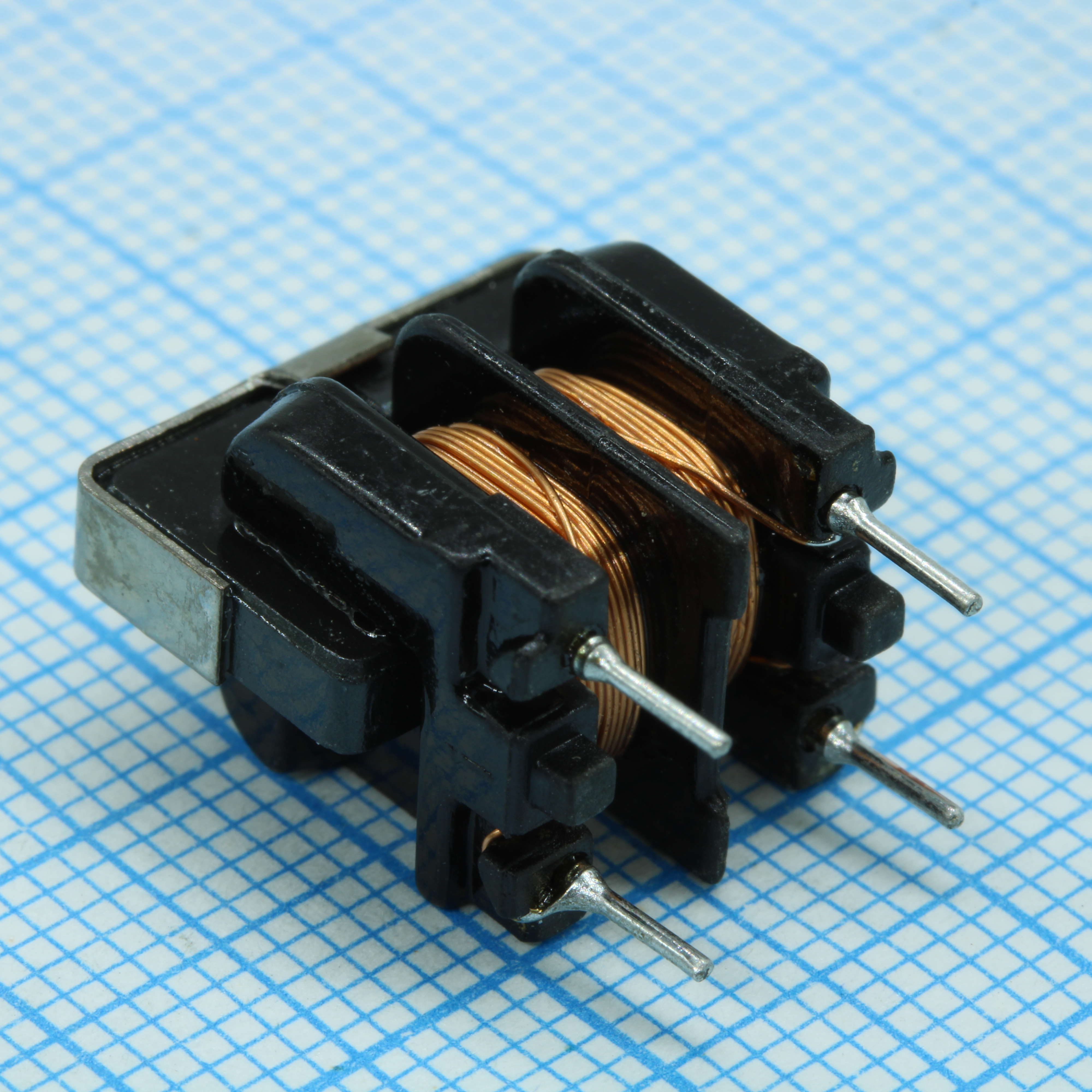Дроссель синфазный 15mH 0.4A 2.4Ohm