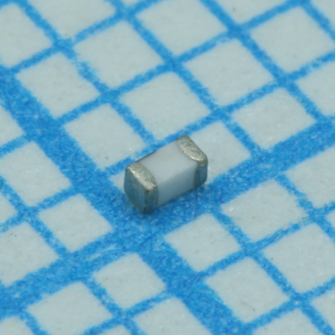 Многослойная индуктивность SMD на керамике 100МГц 100нГн ±5% 100мА RDC 1.5Ом 8Q