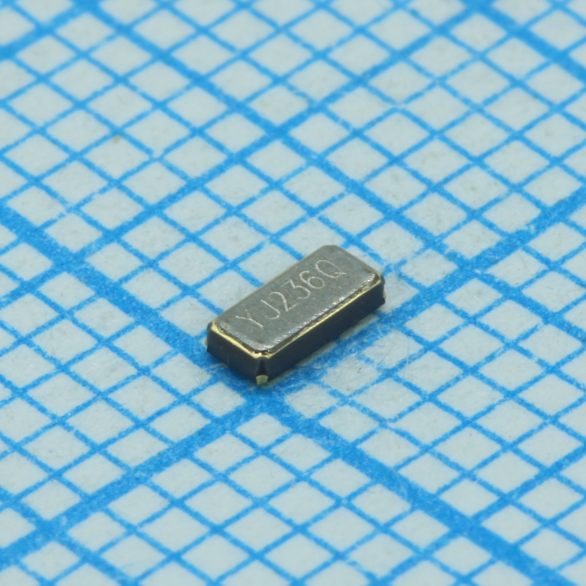 Резонатор кварцевый 32.768кГц 20ppm 1.2пФ SMD 3.2х1.5х0.75мм, -40...+85°C