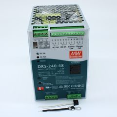AC-DC с функцией UPS, 240Вт, выход 48В/5A, вход 90…305В АС/127…431В DC, максимальный зарядный ток 3.85А, MODBus, изоляция 3000В АС, в корпусе 85.5х125.2х129.2мм, -30...+70°С