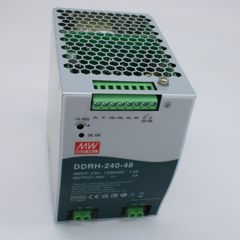 DC-DC, 240Вт, вход 250…1500 В DC, выход 48В/5А, рег.выход 48…58В, изоляция 4000В DC, паралл.подключение, в кожухе на DIN-рейку, 85.5х125.2х129.2мм, -40...+85°С