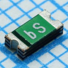 Предохранитель восстанавливаемый (PTC) 0.05A(удержание) 0.15A(отключение) 60В постоянного тока 10A 0.4Вт 1.5сек 3.6Ом для поверхностного монтажа