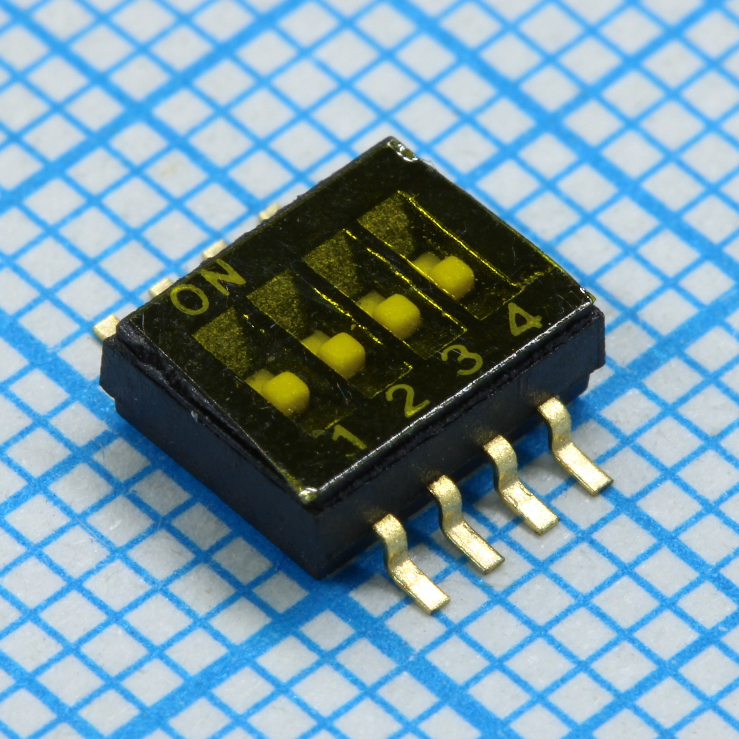 Переключатель SMD-монтаж, 4 позиции, шаг 1,27мм