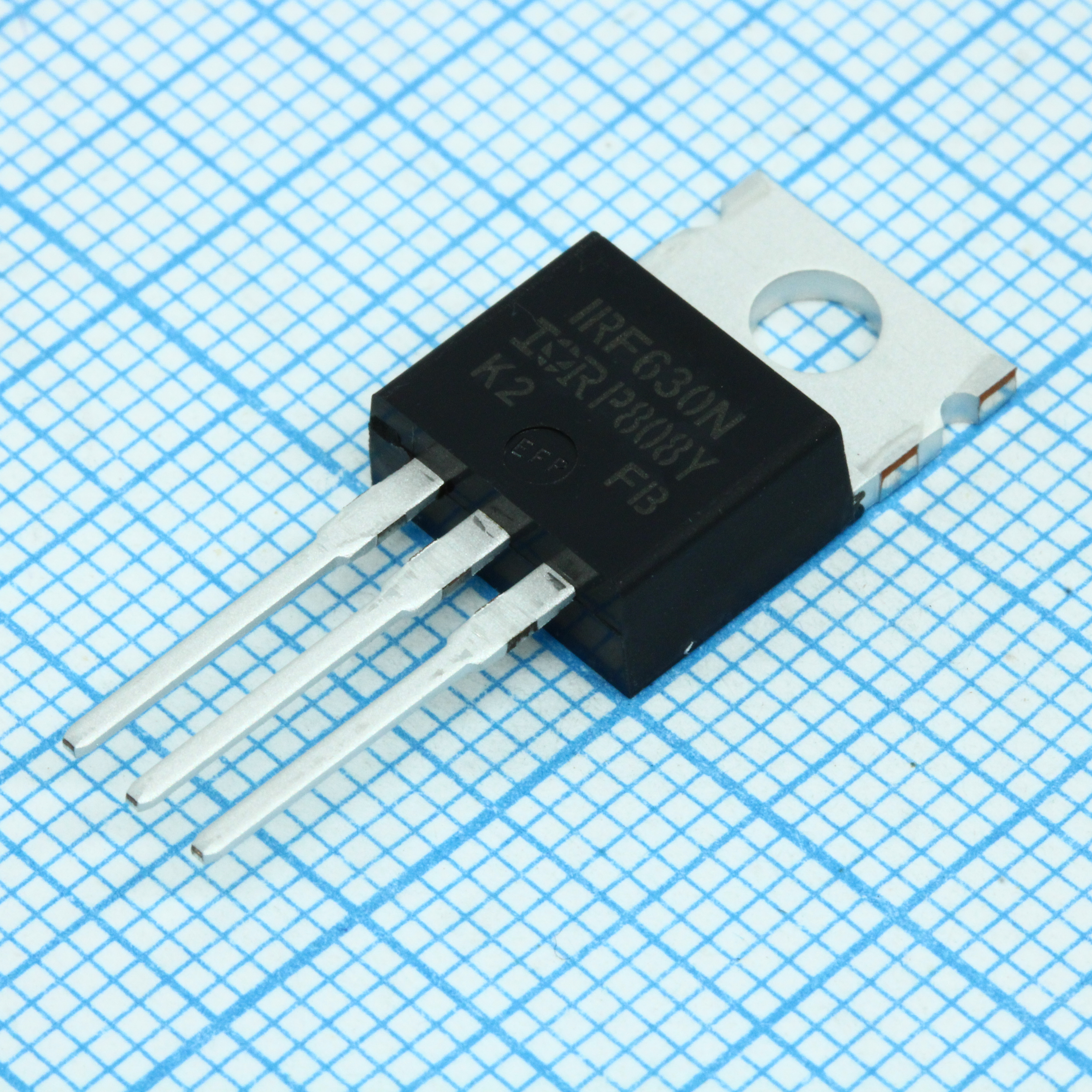 Транзистор полевой MOSFET N-канальный 200В 9.3А 82Вт, 0.3 Ом