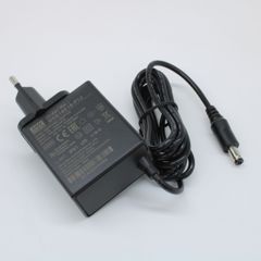 AC-DC, 18Вт, сетевой адаптер, выход 18В/1А, вход 80...264В AC, 47...63 Гц, изоляция 4000B DC, 2xMOPP, 48x28*x55мм, -30...+70C, евровилка, выходной разъем 11мм, диам. 5.5х2.1мм