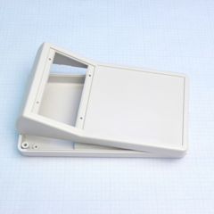 Прочный корпус из ABS пластика для клавиатуры с окном и отсеком для батареи, светло-серый