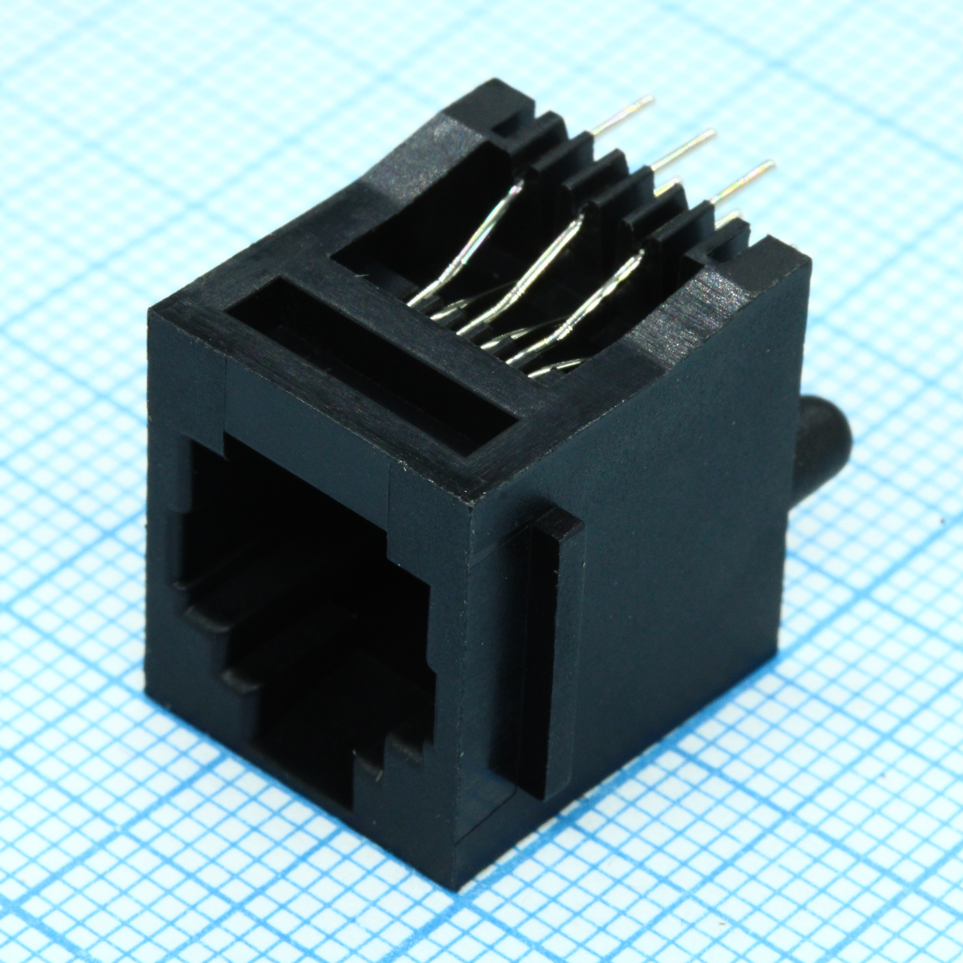 TJ6P6C розетка в плату